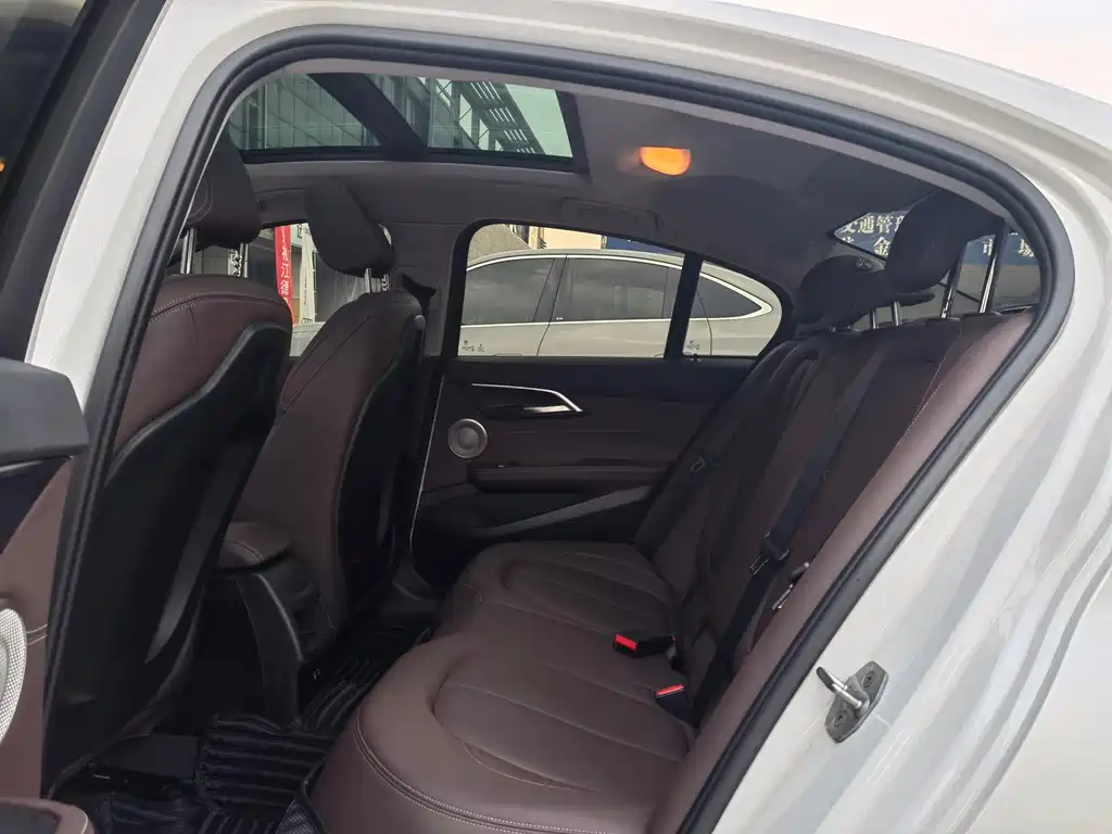 BMW 1 Series — миниатюра 8