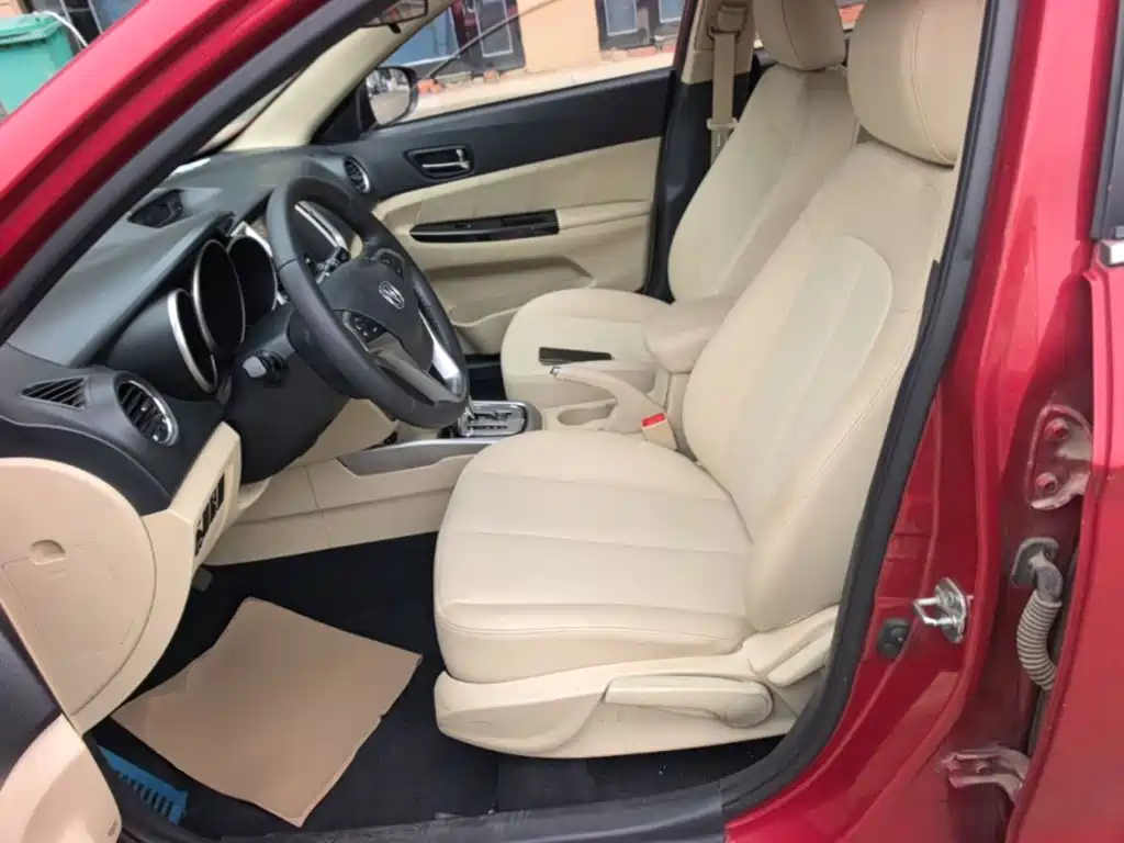 Changan Eado — миниатюра 15