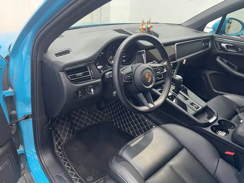 Porsche Macan — миниатюра 6