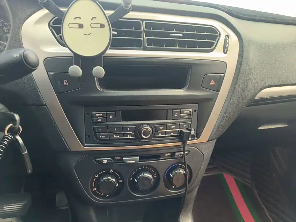 Peugeot 301 — миниатюра 13