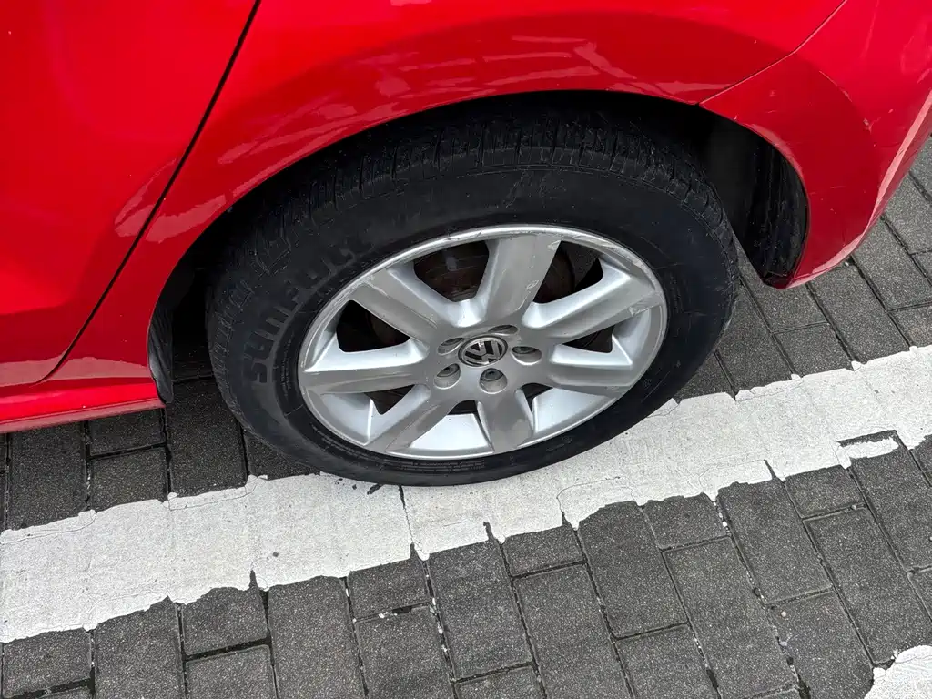 Volkswagen Polo — миниатюра 16