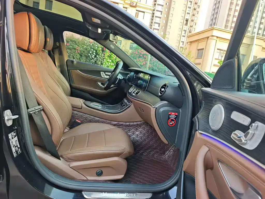 Mercedes-Benz E-Class E 2023 E 350 e L Sport