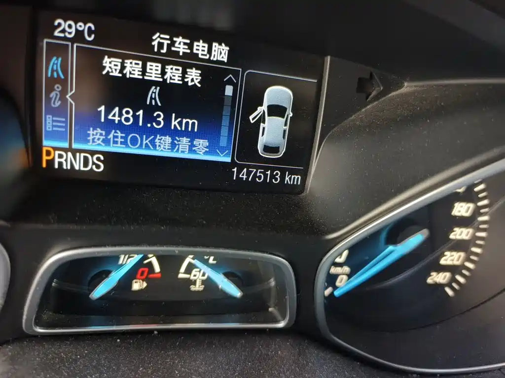 Ford Kuga — миниатюра 13