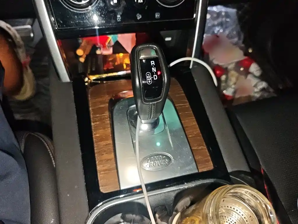 Land Rover Discovery Sport Hybrid — миниатюра 7