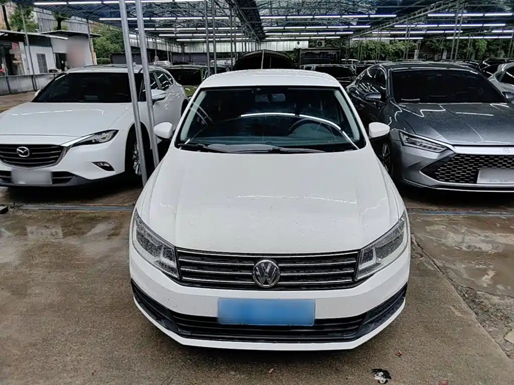 Volkswagen Santana — миниатюра 3