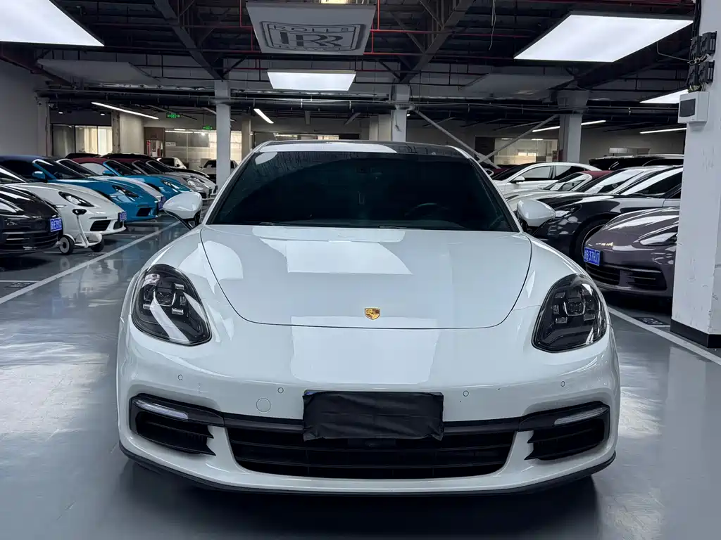 Porsche Panamera — миниатюра 2