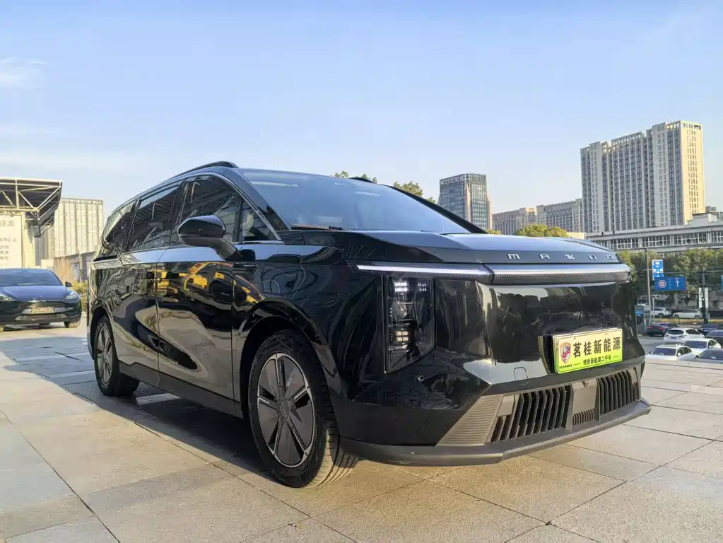 SAIC MAXUS EVERYONE 7