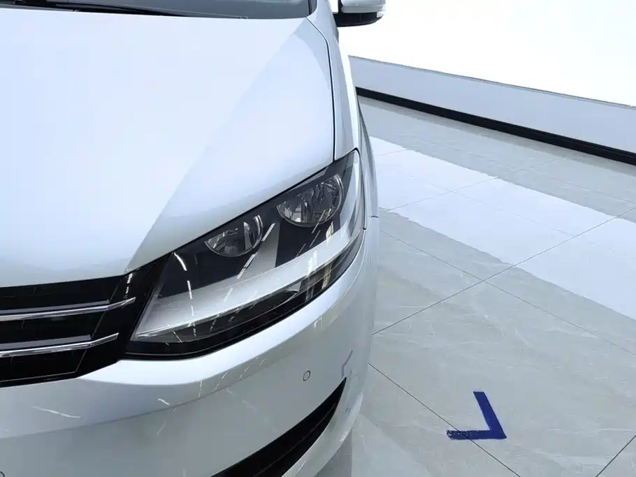 Volkswagen Sharan — миниатюра 5
