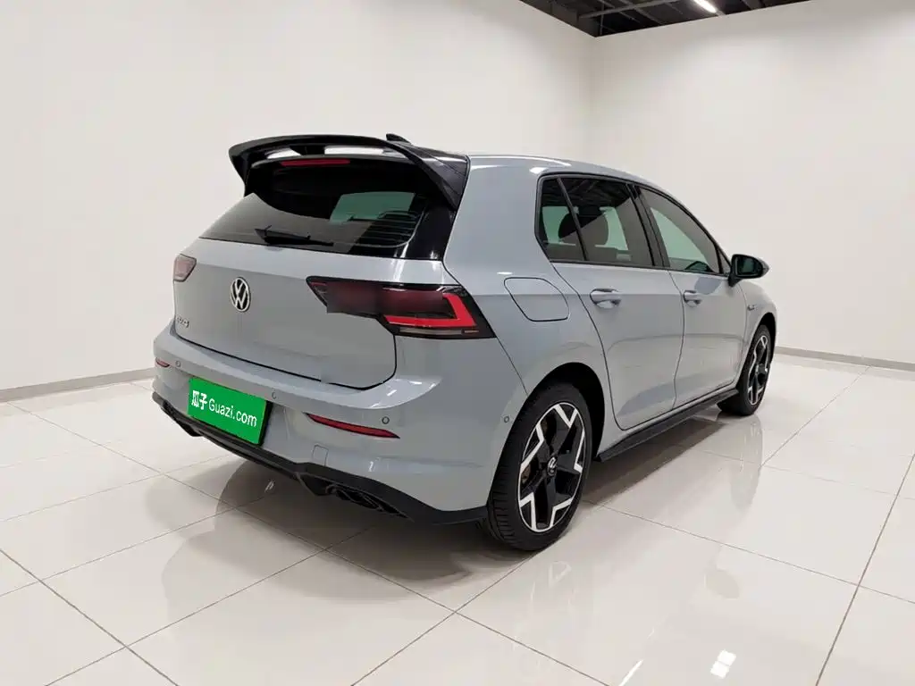 Volkswagen Golf — миниатюра 6
