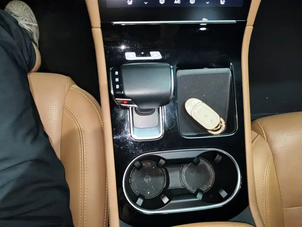 Li Auto Li ONE — миниатюра 14