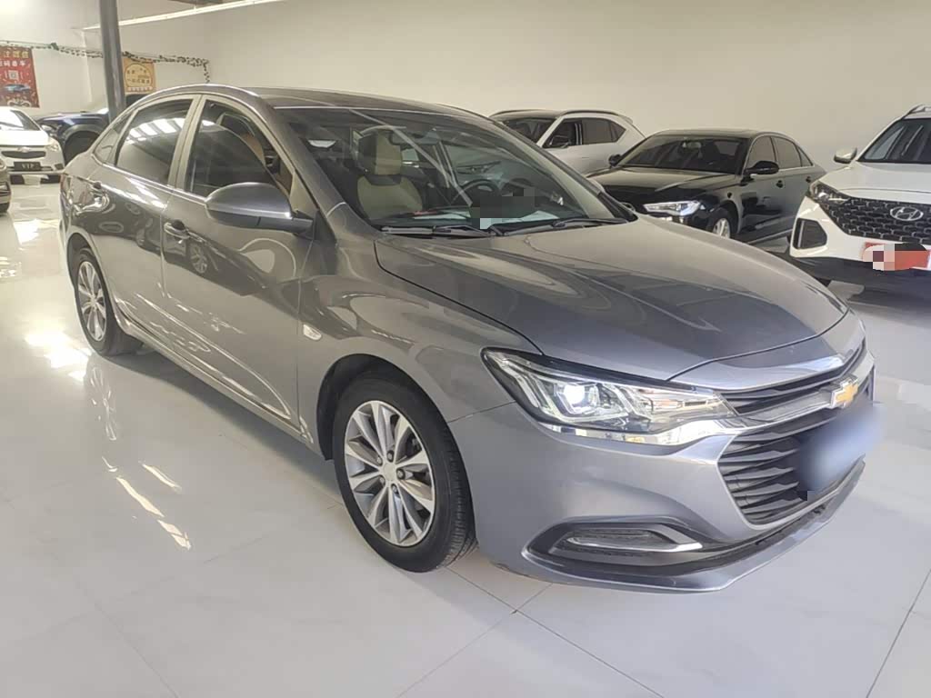 Chevrolet Monza 1.5 л 2021 г. Серебристо-серый, пробег 47800 км