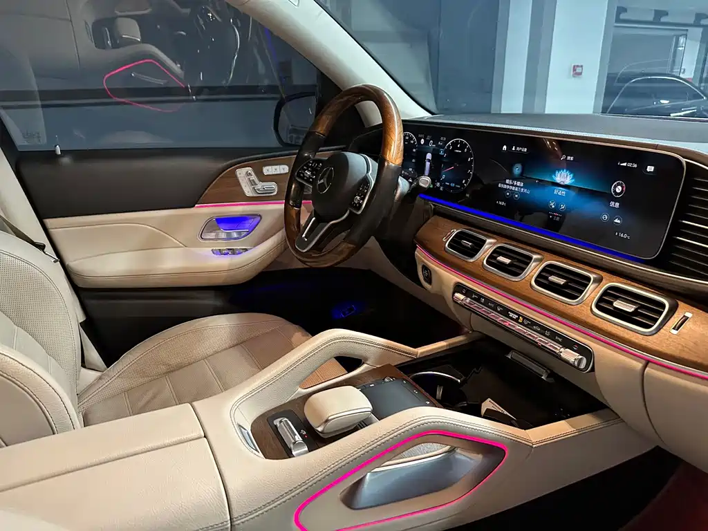 Mercedes-Benz GLS — миниатюра 22
