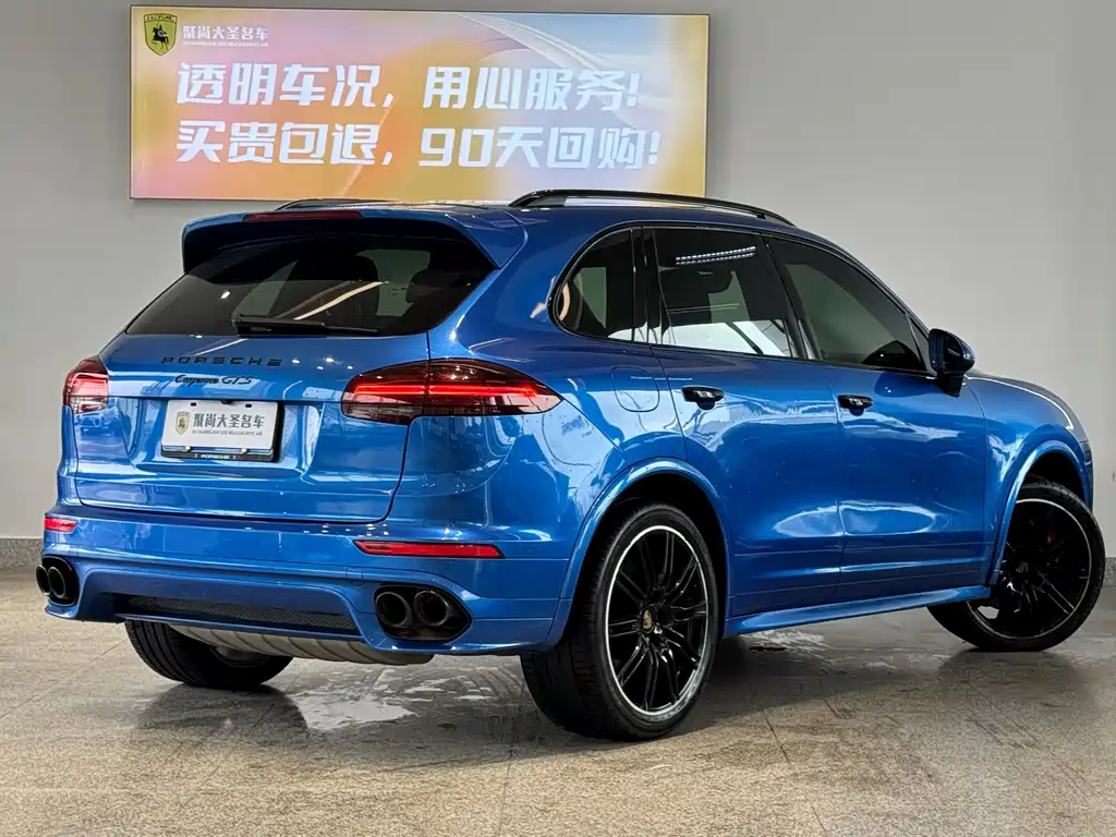 Porsche Cayenne — миниатюра 7