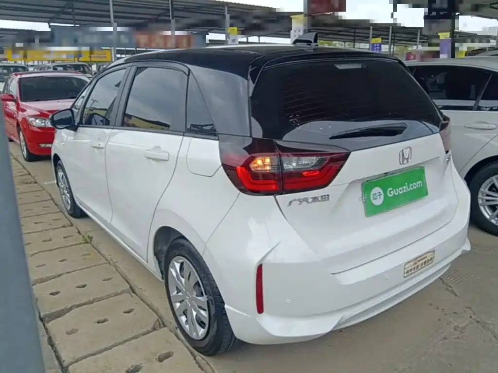 Honda Fit — миниатюра 5
