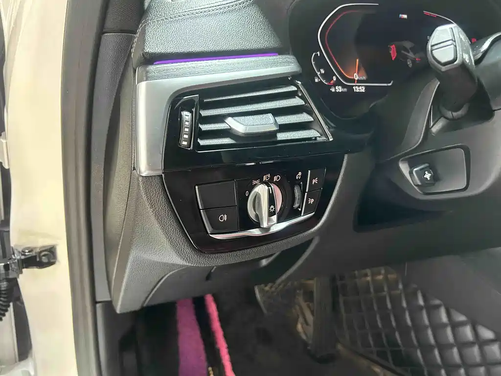 BMW 5 Series (Import) — миниатюра 15