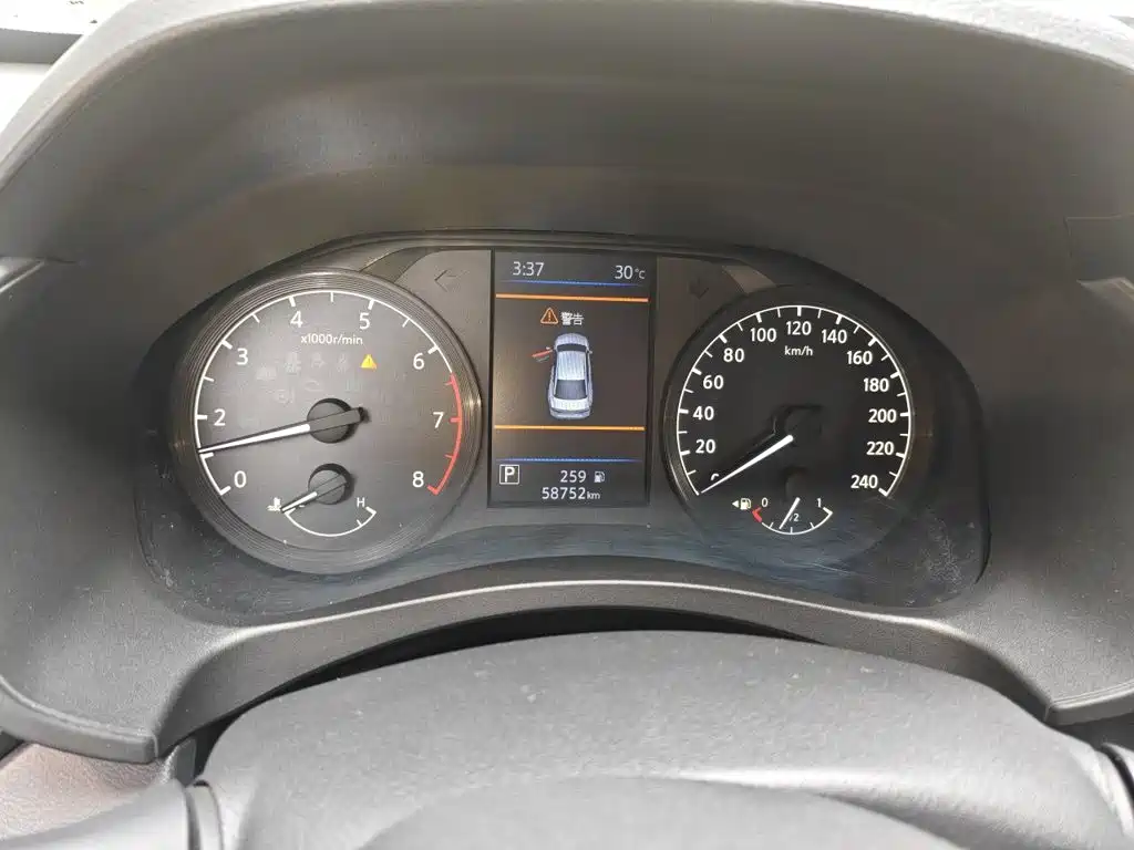Nissan Teana — миниатюра 14