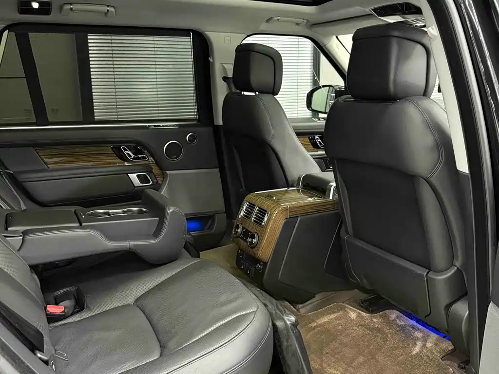 Land Rover Range Rover — миниатюра 15