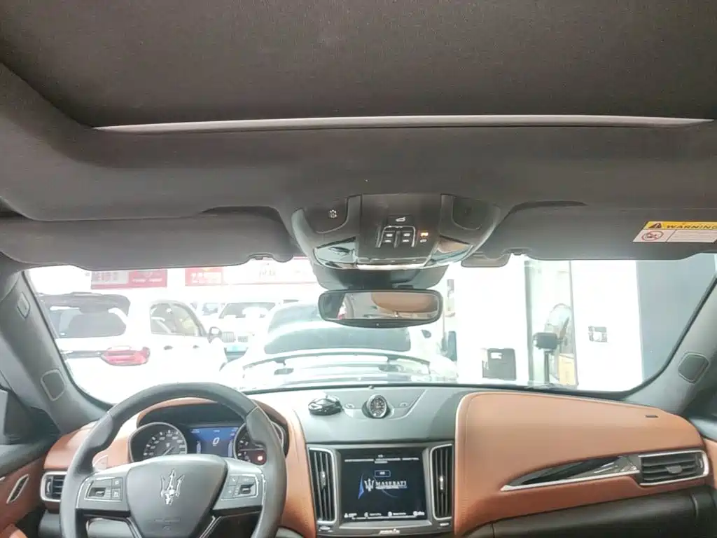 Maserati Levante — миниатюра 18