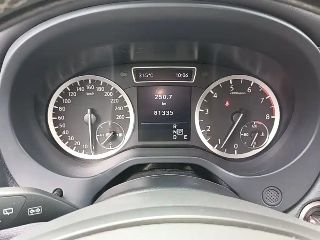 Infiniti QX30 — миниатюра 12