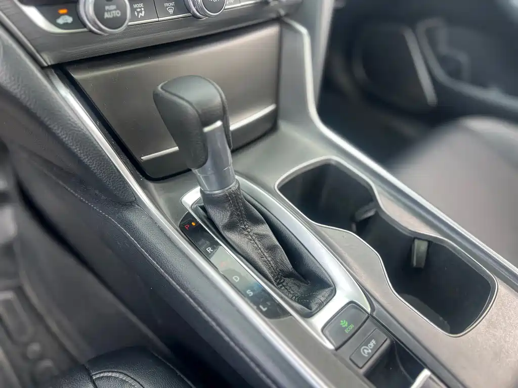 Honda Accord — миниатюра 15