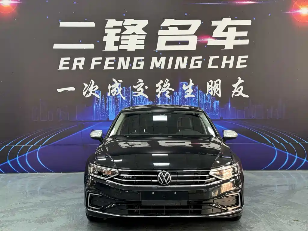 Volkswagen Magotan PHEV — миниатюра 2