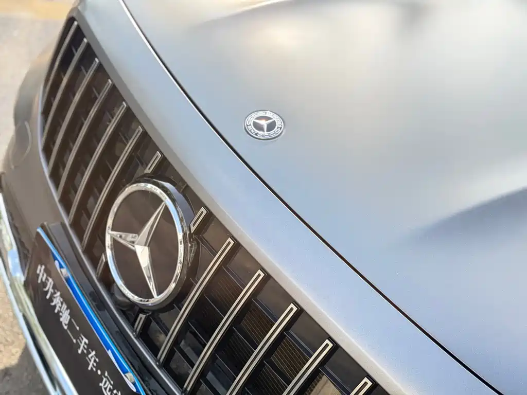 Mercedes-Benz GLB — миниатюра 12