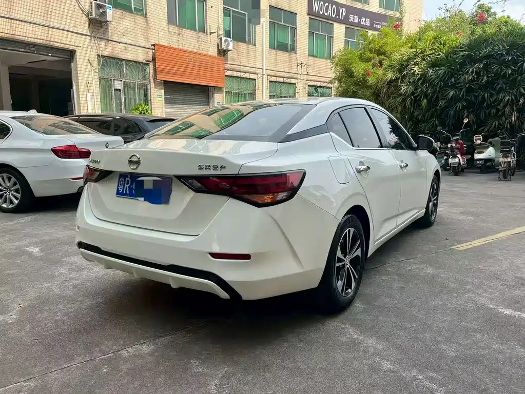Nissan Sylphy — миниатюра 9