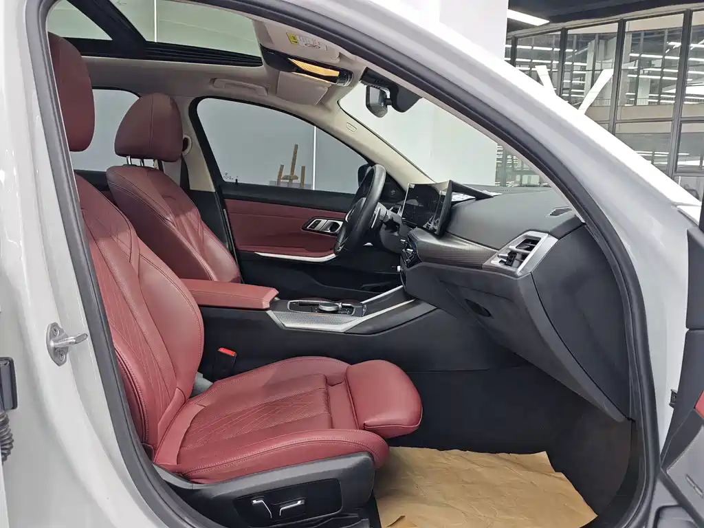 BMW 3 Series — миниатюра 7