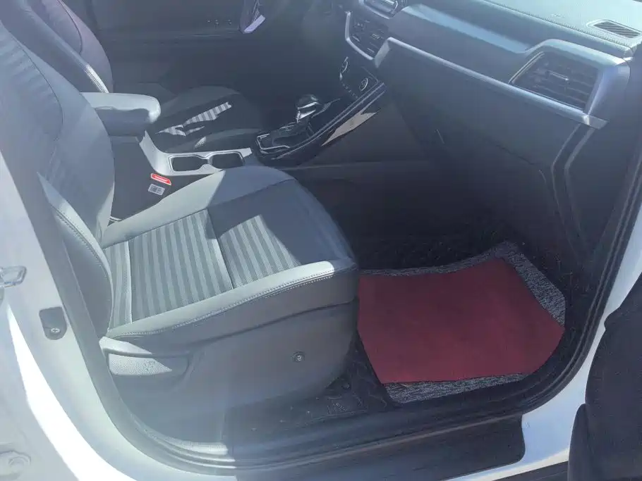 Kia Sportage — миниатюра 8
