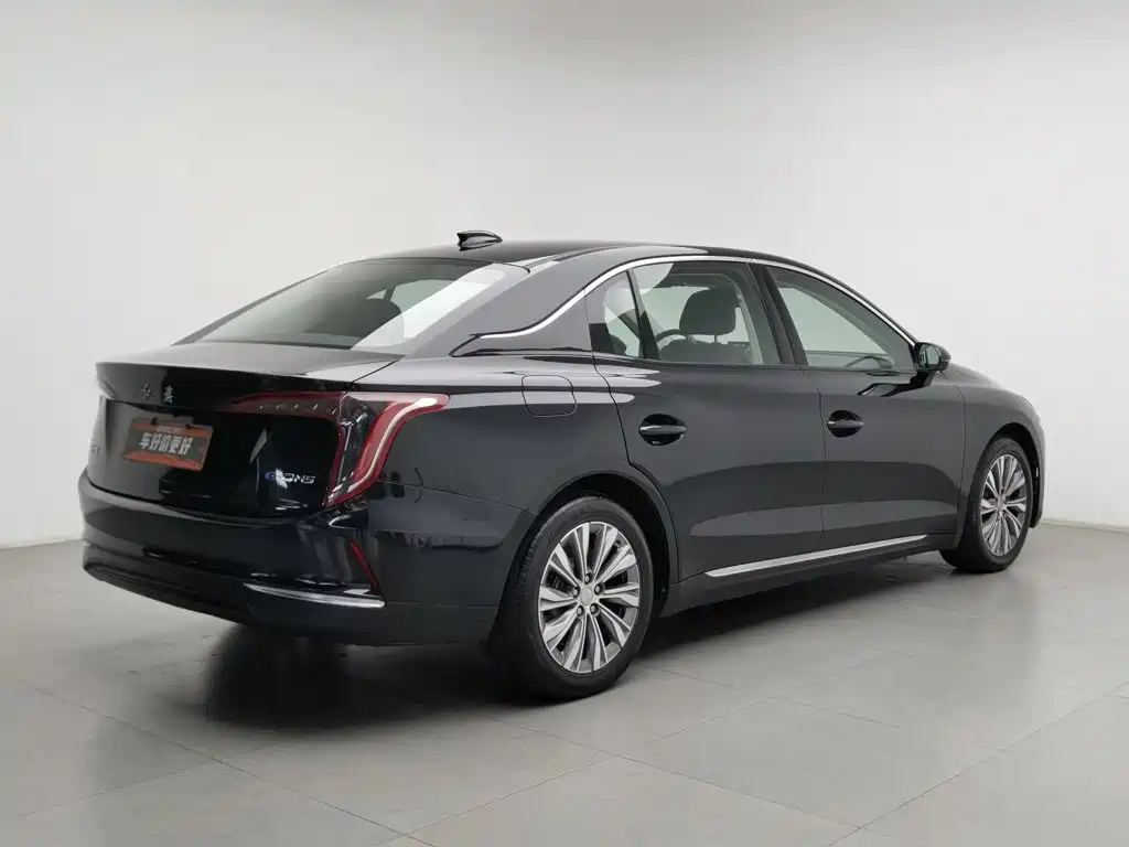Hongqi Hongqi E-QM5 — миниатюра 2