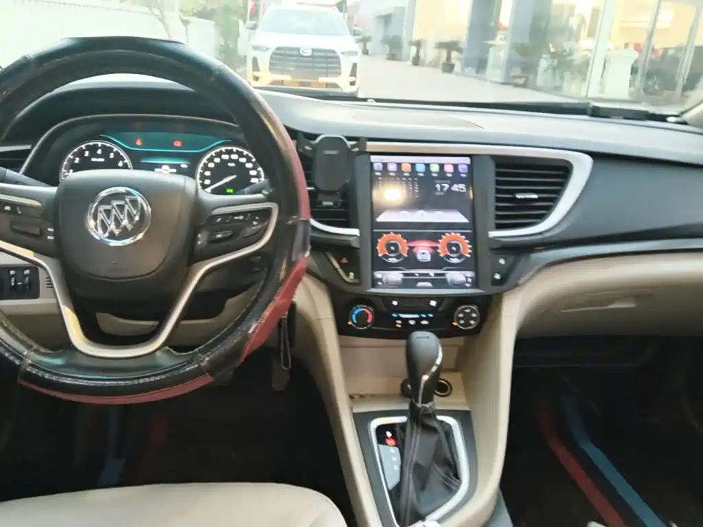 Buick Excelle — миниатюра 10