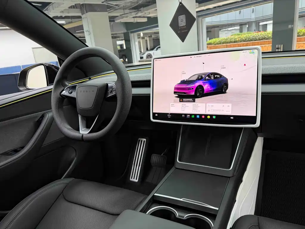 Tesla Model Y — миниатюра 19
