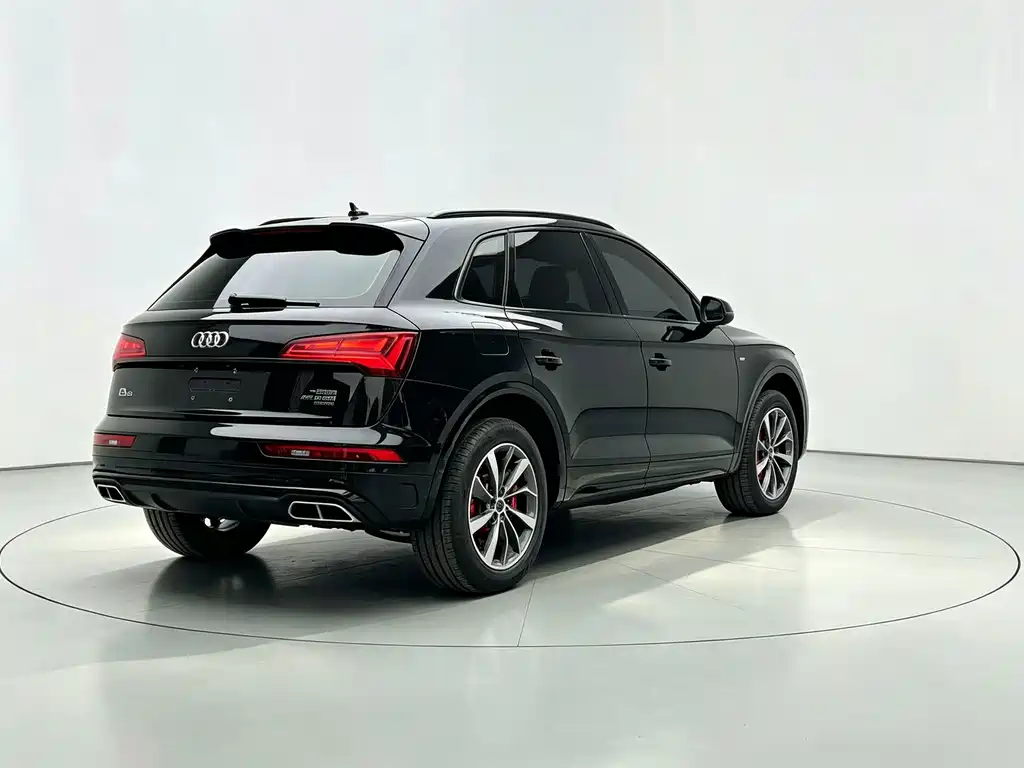 Audi Q5L — миниатюра 9