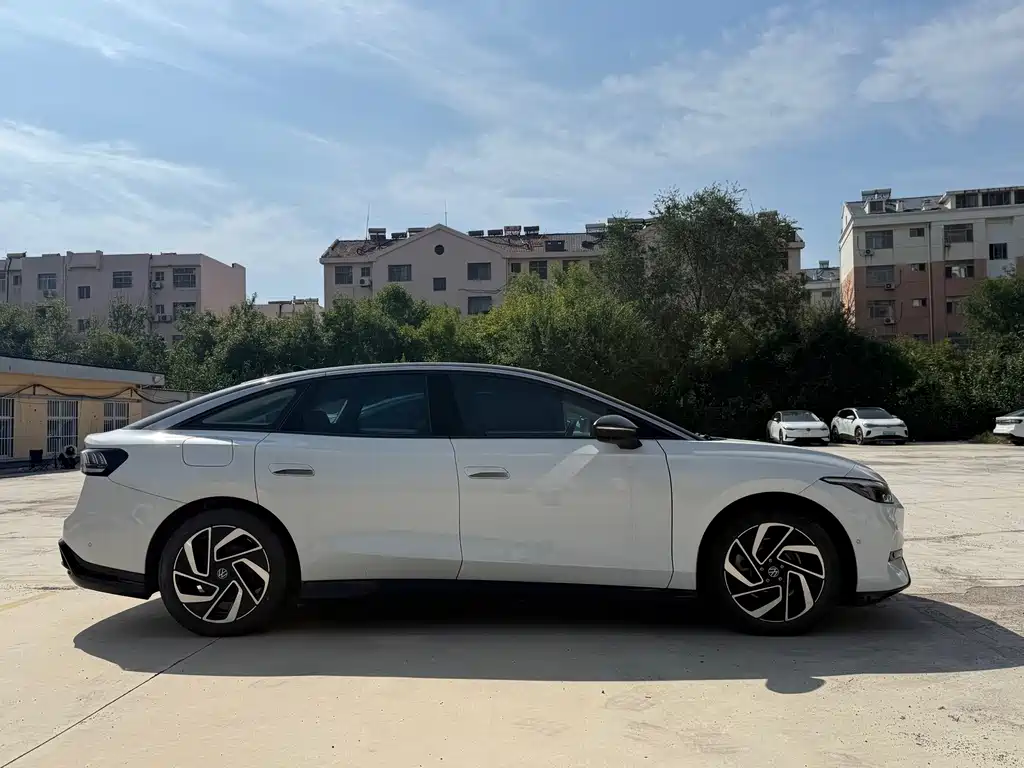 Volkswagen ID.7 VIZZION — миниатюра 4