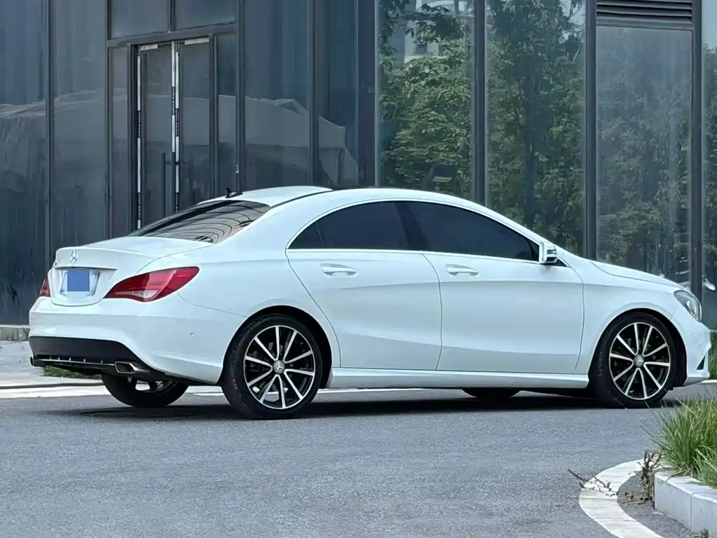 Mercedes-Benz CLA 2015 CLA 200