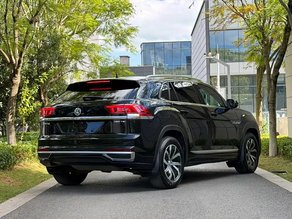 Volkswagen Teramont — миниатюра 6