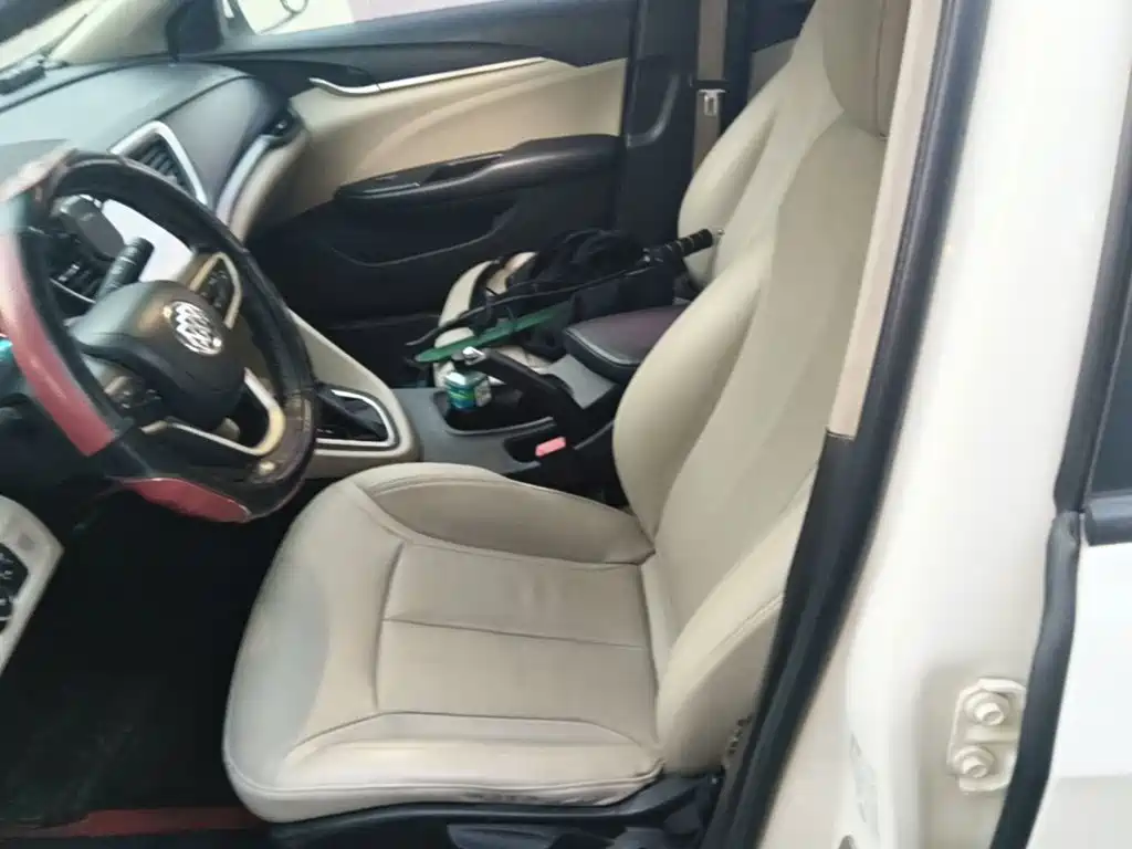 Buick Excelle — миниатюра 15