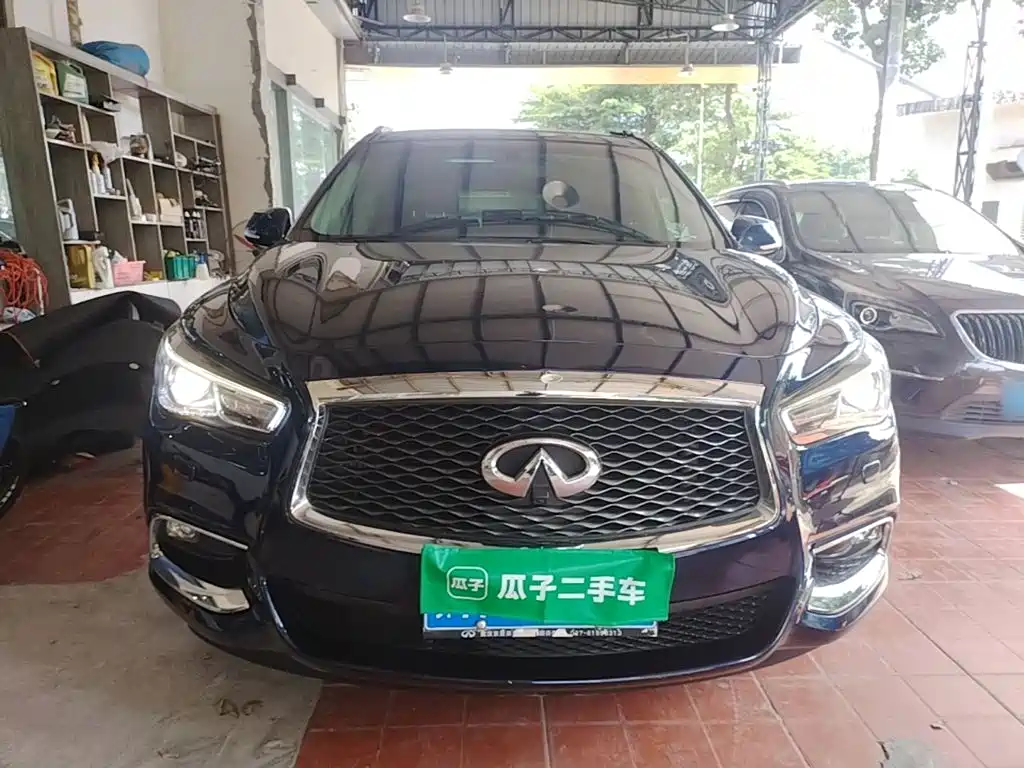 Infiniti QX60 (Import) — миниатюра 3