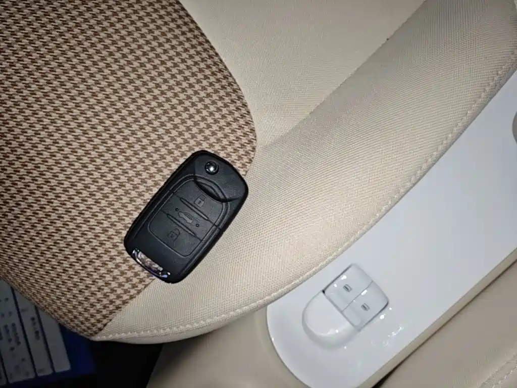 Wuling MINIEV — миниатюра 9