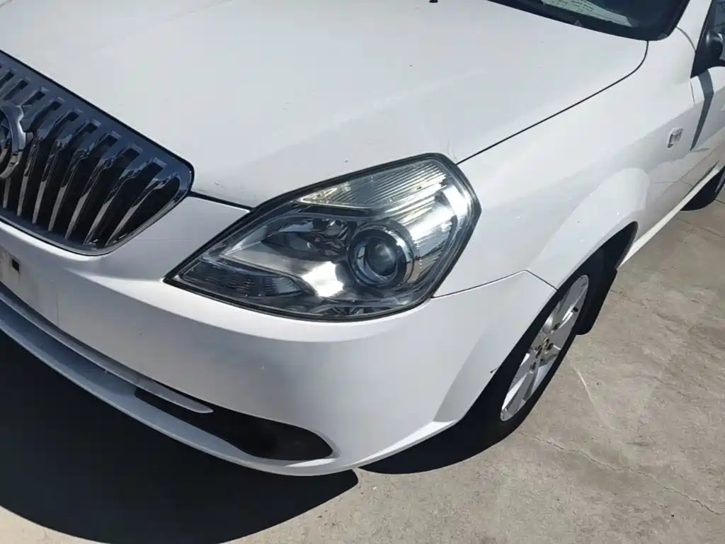 Buick Excelle — миниатюра 24