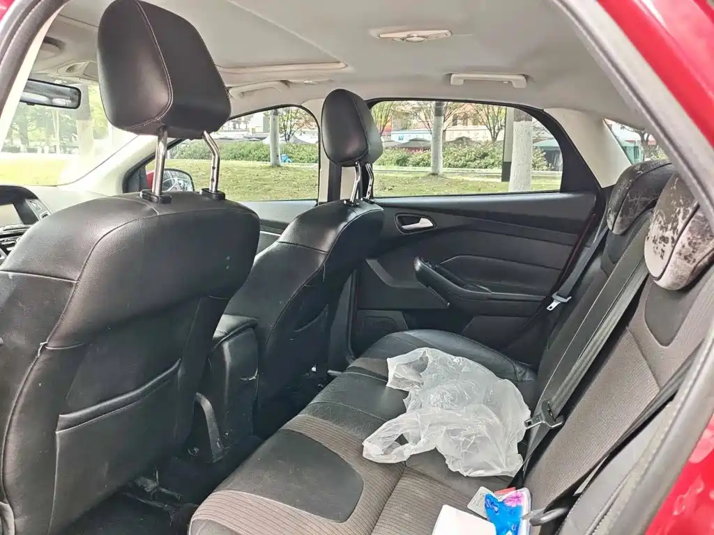 Ford Focus — миниатюра 6