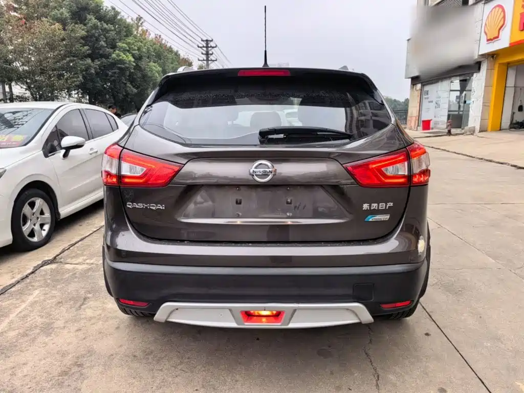 Nissan Qashqai — миниатюра 6