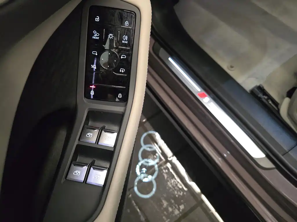 Audi A5L — миниатюра 10