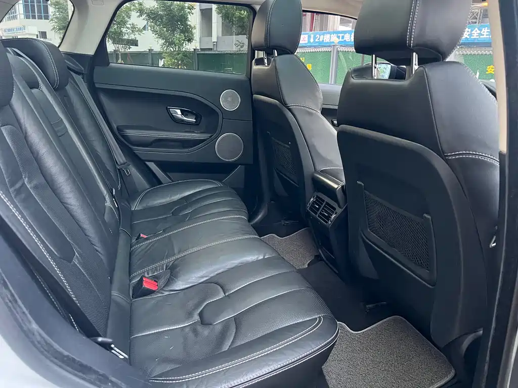 Land Rover Evoque (Import) — миниатюра 29
