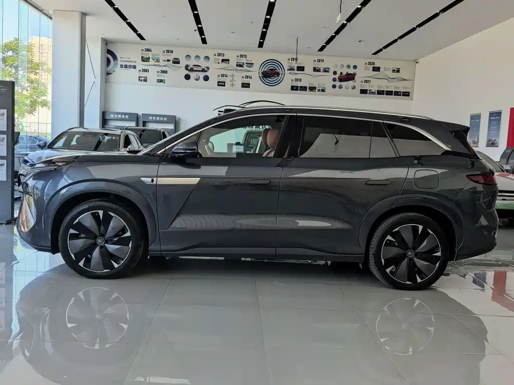 BYD Tang L — миниатюра 8