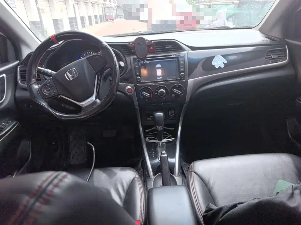 Honda Crider 2015 1.8L AT Luxury