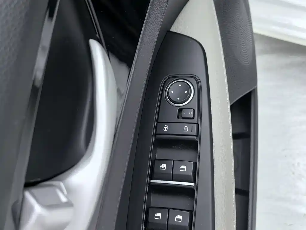 Kia K3 — миниатюра 9
