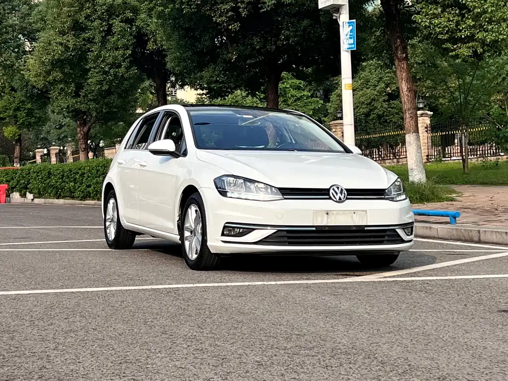 Volkswagen Golf — миниатюра 3