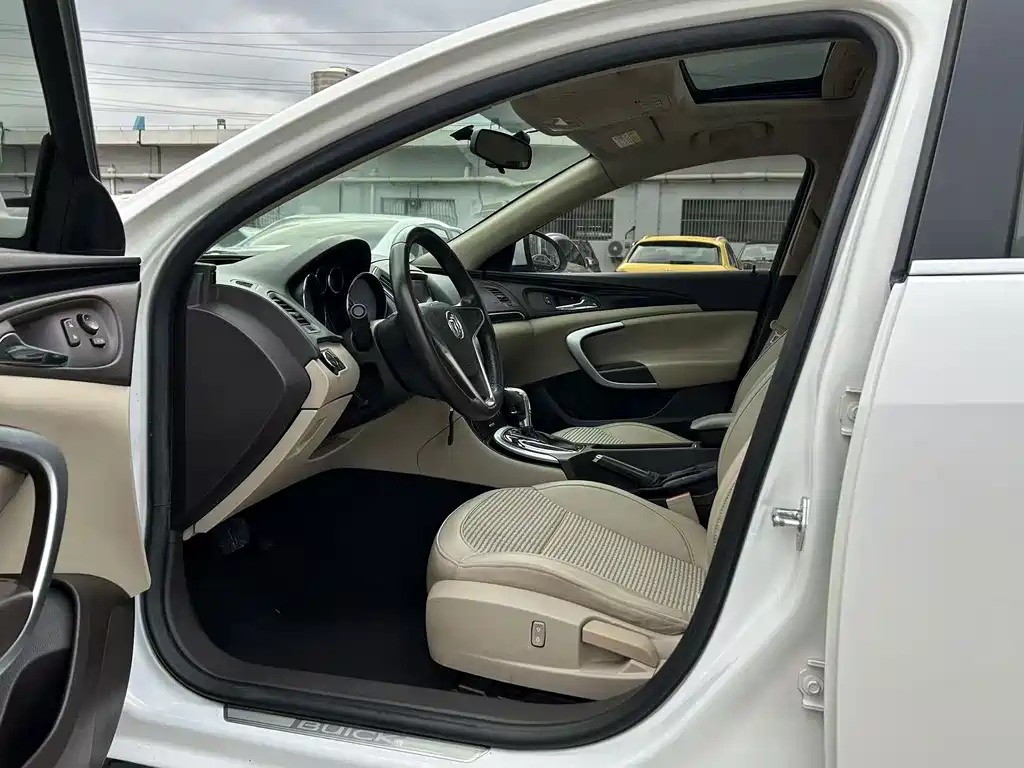 Buick Regal — миниатюра 12