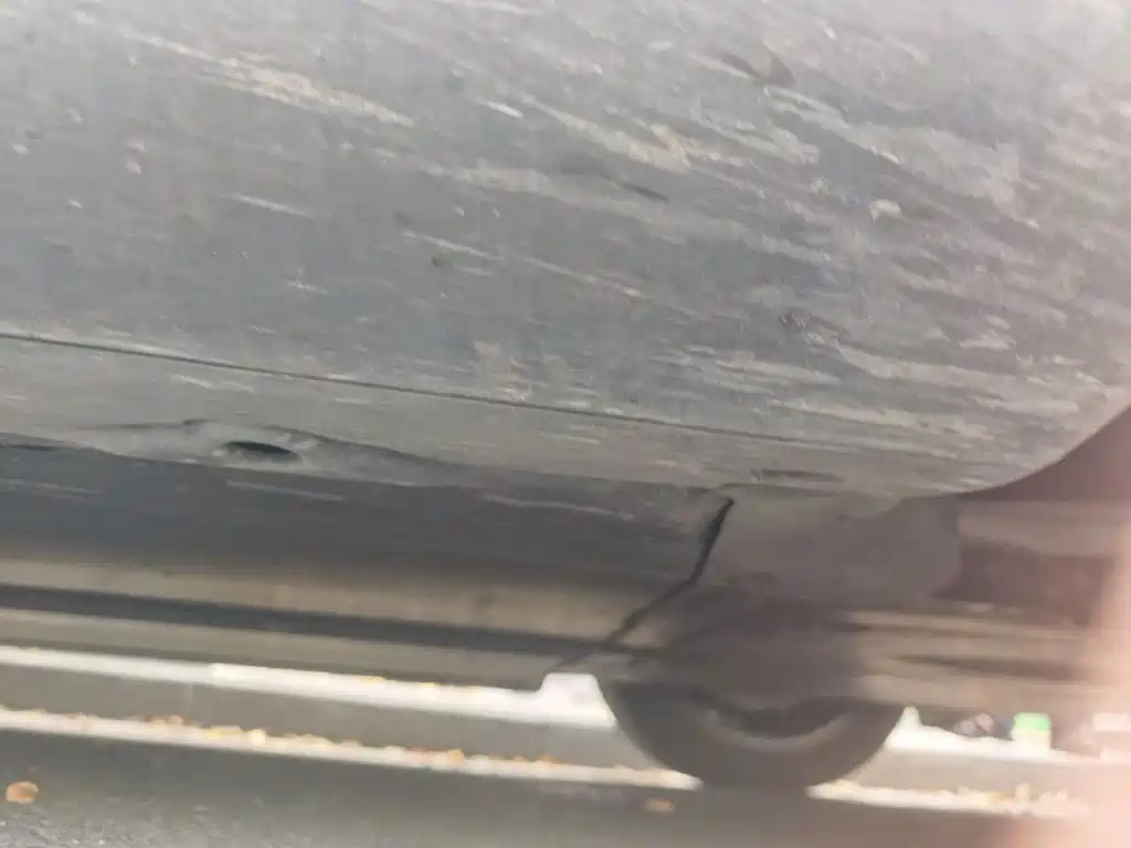Tesla Model Y L — миниатюра 17
